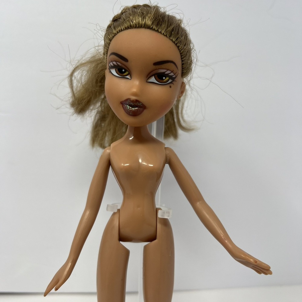 Bratz‎ Yasmin Doll Funk N' Glow Fashion 2001 Fall Brown hair and glitter lips